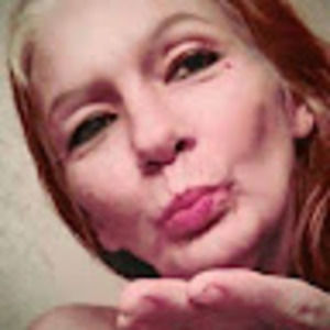 Meet your Posher, Mia